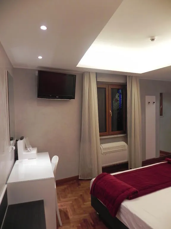 Hotel Gente Di Notte à Frascati