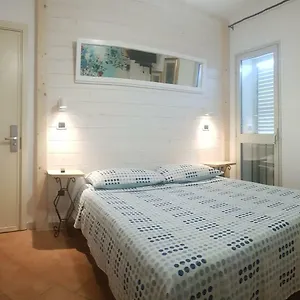 Casa Derosas Bed & Breakfast Golfo Aranci